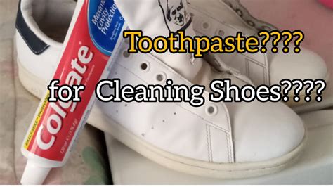 clean rubber shoes with toothpaste.